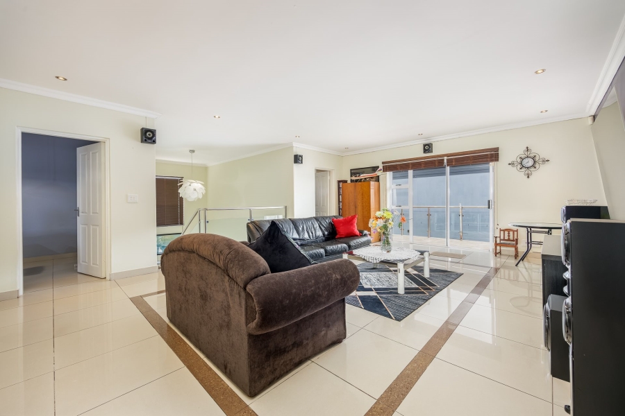6 Bedroom Property for Sale in Rouxville Western Cape